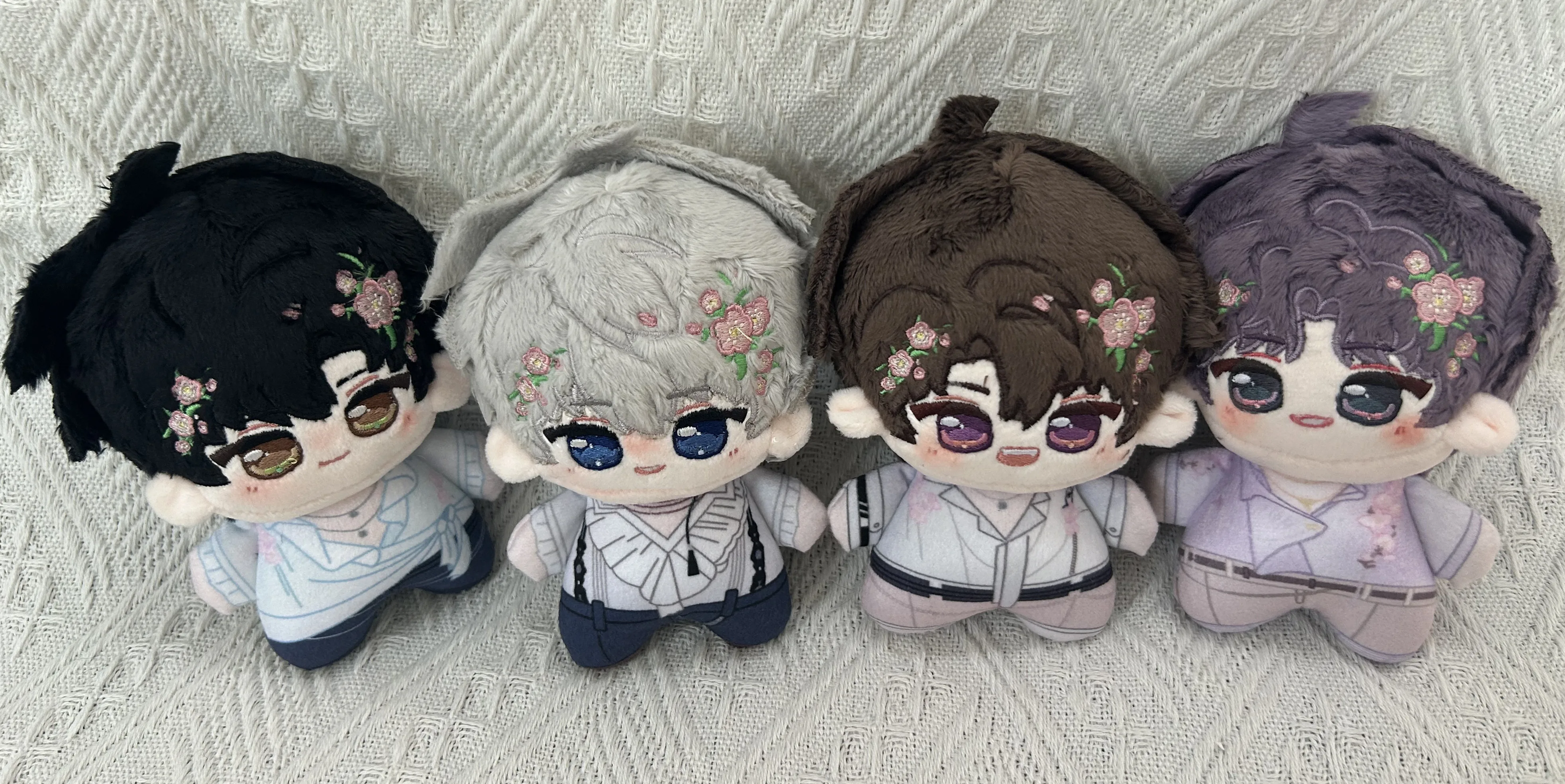 

10cm Love and Deepspace plush doll