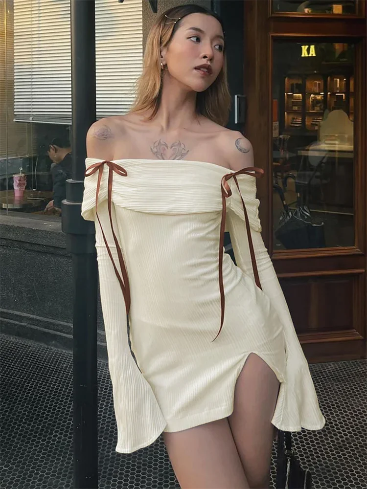Backless LACE-Up Slim MINI Dressผู้หญิงElegant Ribbedแขนยาวปิดไหล่ฤดูร้อน 2024 ชุดหญิงชุดใหม่