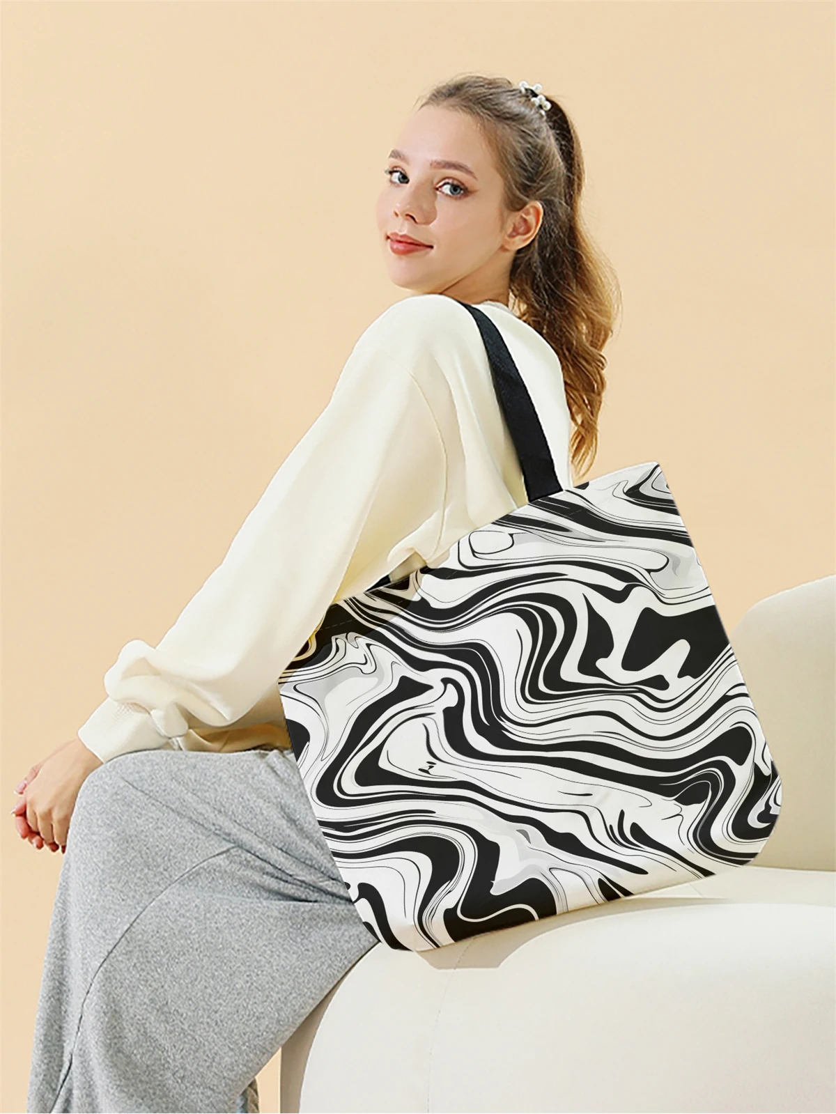 1 ชิ้น, กระเป๋าถือสีดําและสีขาว, กระเป๋าถือแฟชั่นแบบใช้ซ้ําได้, กระเป๋าถือมัลติฟังก์ชั่น, กระเป๋าช้อปปิ้งผ้าใบพิมพ์ลาย