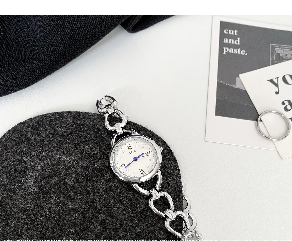 Watch women light luxury women's bracelet small exquisite small dial 2025 new style simple temperament high quality luxury watch