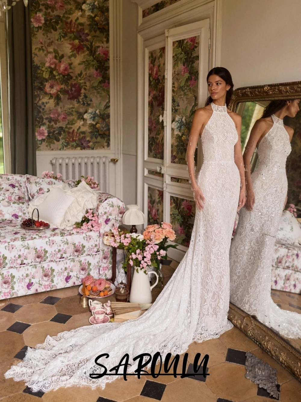 

Delicate Appliques Pearls Wedding Dress Sexy Backless Halter Customized Luxury Bridal Gown Glitter Romantic Mermaid Bride Wear