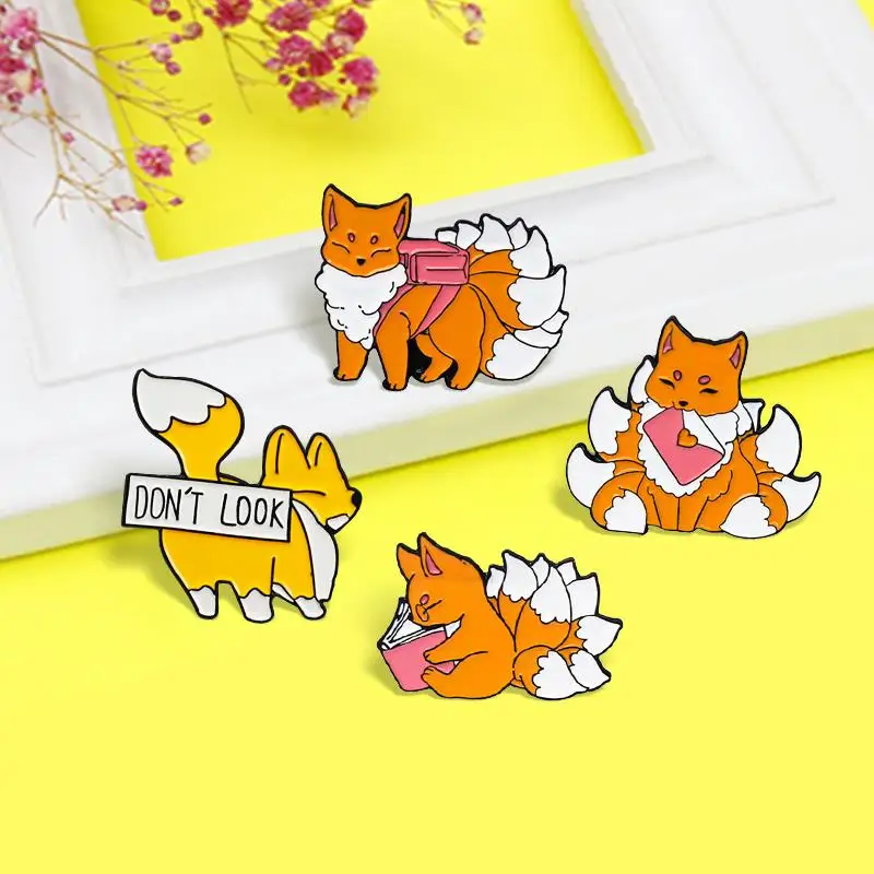 Cartoon Dogs Foxs Enamel Pin DON'T LOOK Butt Cocky DogNine tails Fox Animals Brooch Lapel Badge Unisex Jewelry Gift Accessories