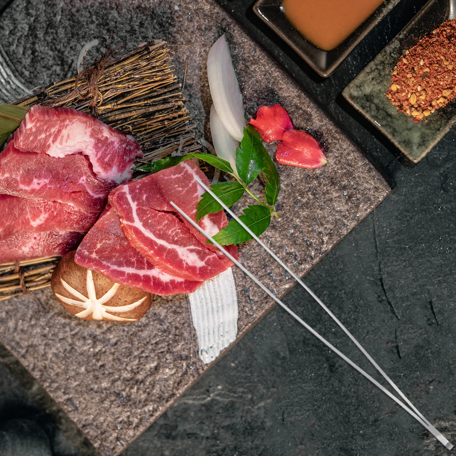 

Stainless Steel Bbq Tongs Multi-Functional Food Clip for Grilling Roasting Holding Steaks Bread Ergonomic Handle Durable Easy