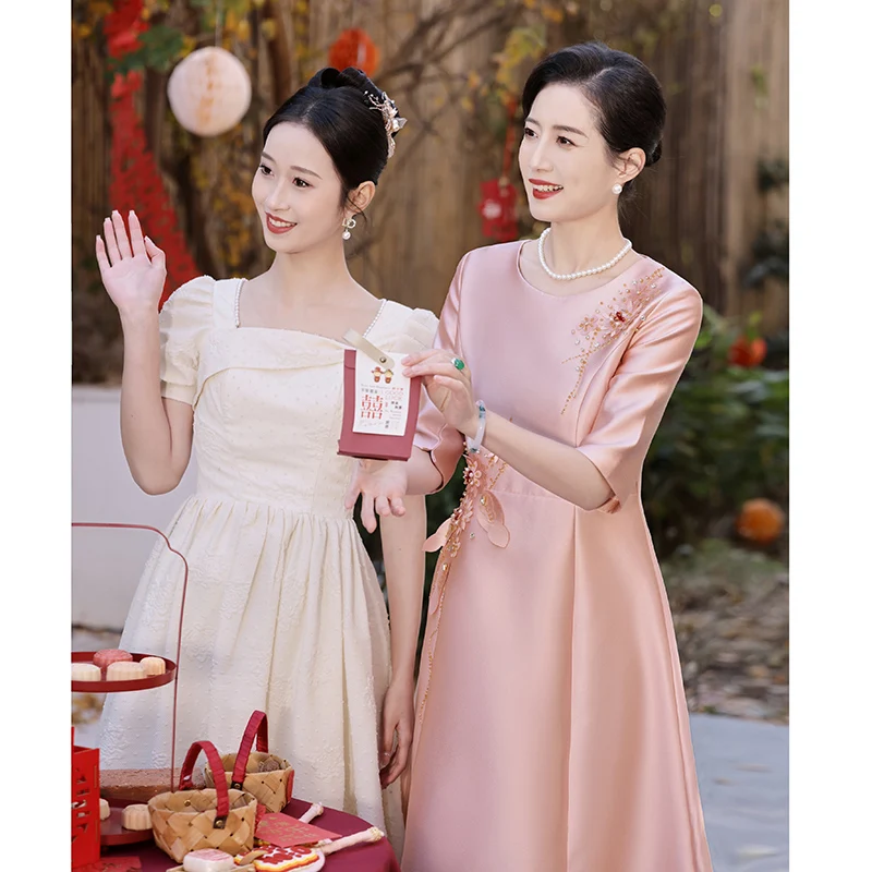 Elegant Round Neck A-Line Tea-Length Pink Satin Mother Of The Bridal Dresses With Sleevs Women Wedding Party Gowns