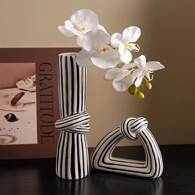 Black and White Striped Knot Decoration Sculpture, Artistic Decoration, Creative Flower Arrangement Vase, Home Decoration