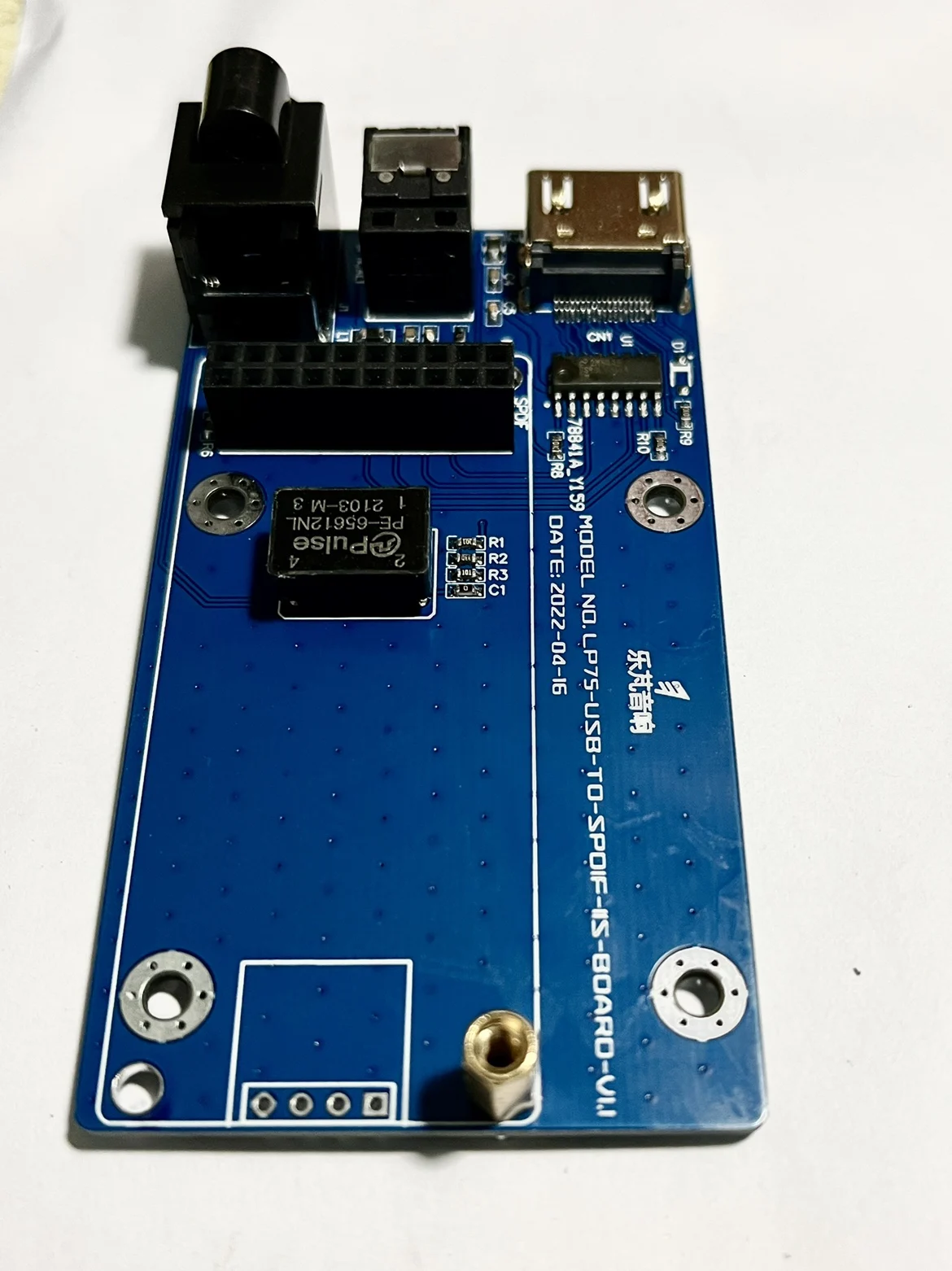 CT7601 USB Interface to Coaxial Fiber IIS Output Transfer Board DSD DOP PCM