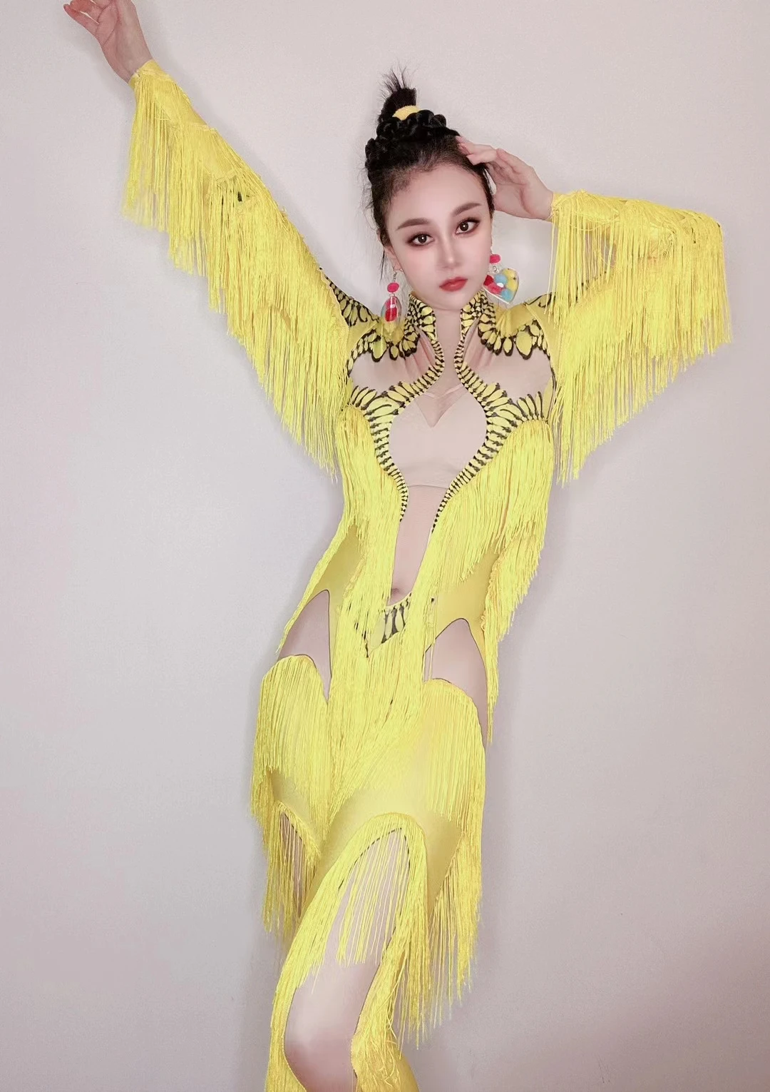 

Yellow Tassel Jumpsuit Women Long SleeveSpandex Skinny Fringe Leotard Sexy Stage WearDJ Singer Dancer Party Show Costume B021