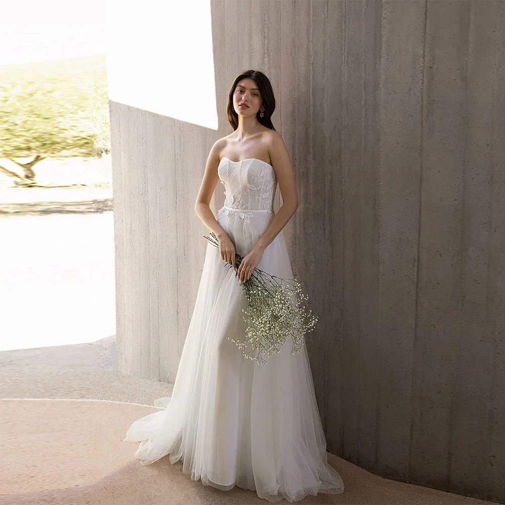 Aangepaste eenvoudige lieverd kraag a-lijn vrouwen trouwjurken elegante applique bruidsjurken dweilen lengte vestidos de novia