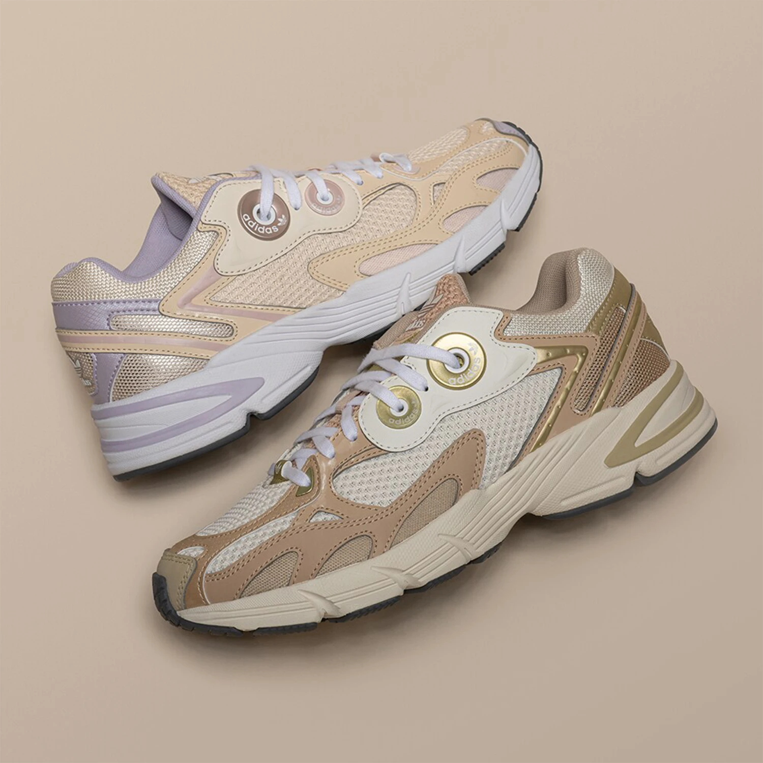 

Adidas genuine clover men's and women's classic sports lace up dad shoes JH7351