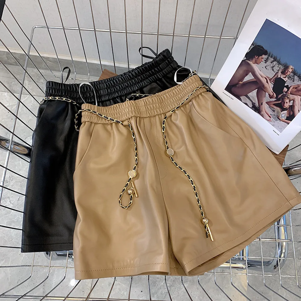 2022 Autumn New Designer Women's High Quality Genuine Leather  Chain Belt High-rise Shorts A646