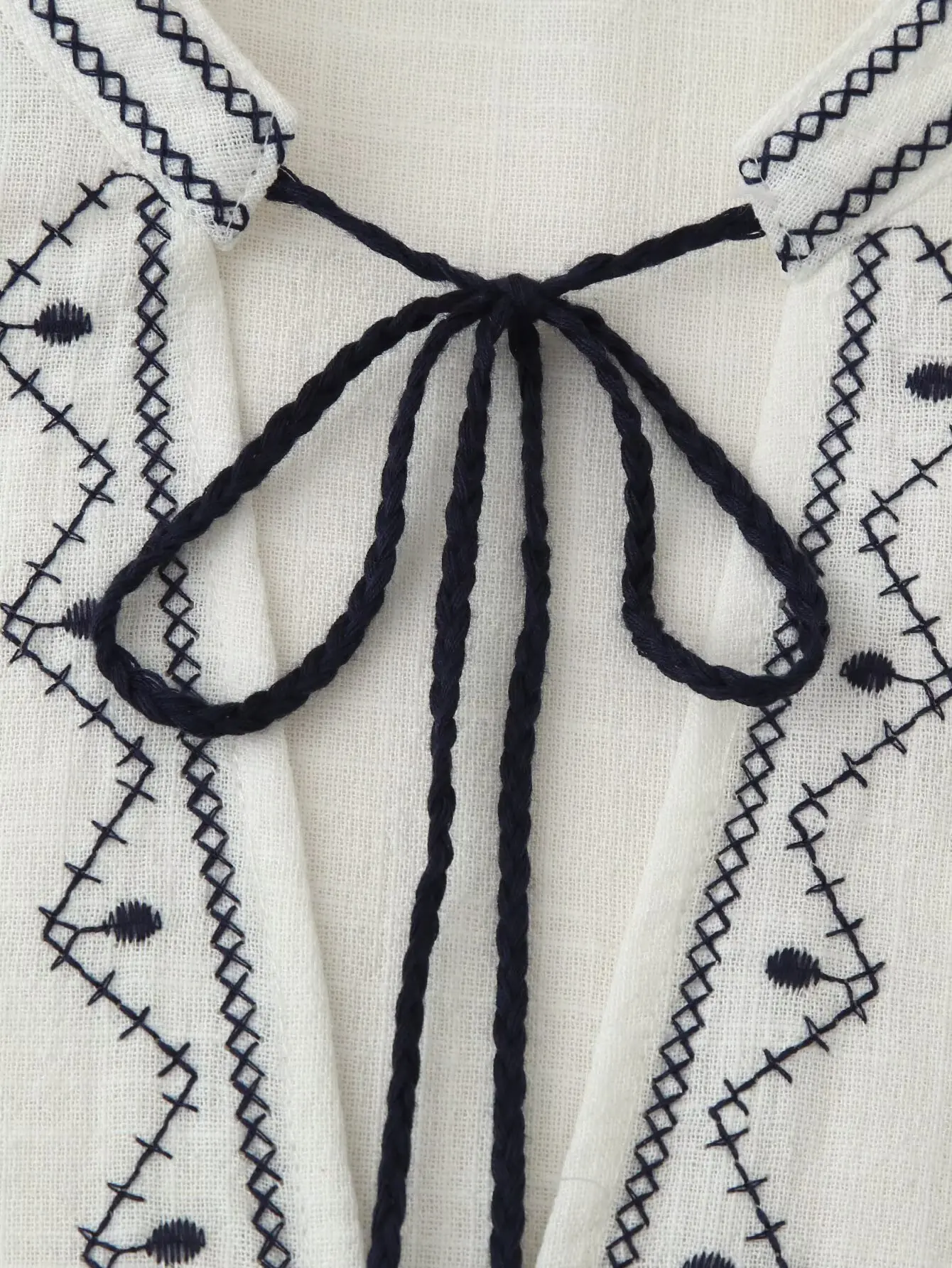 Women's Fashion Vintage Embroidered Shirt 2025 New Ladies Style Clothing