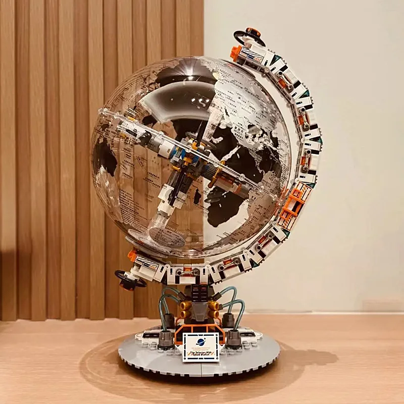 Space Station Globe Building Set Rotatable Globe Display Model with English Mark Dual Illumination Chrismas Gift for Kid Student
