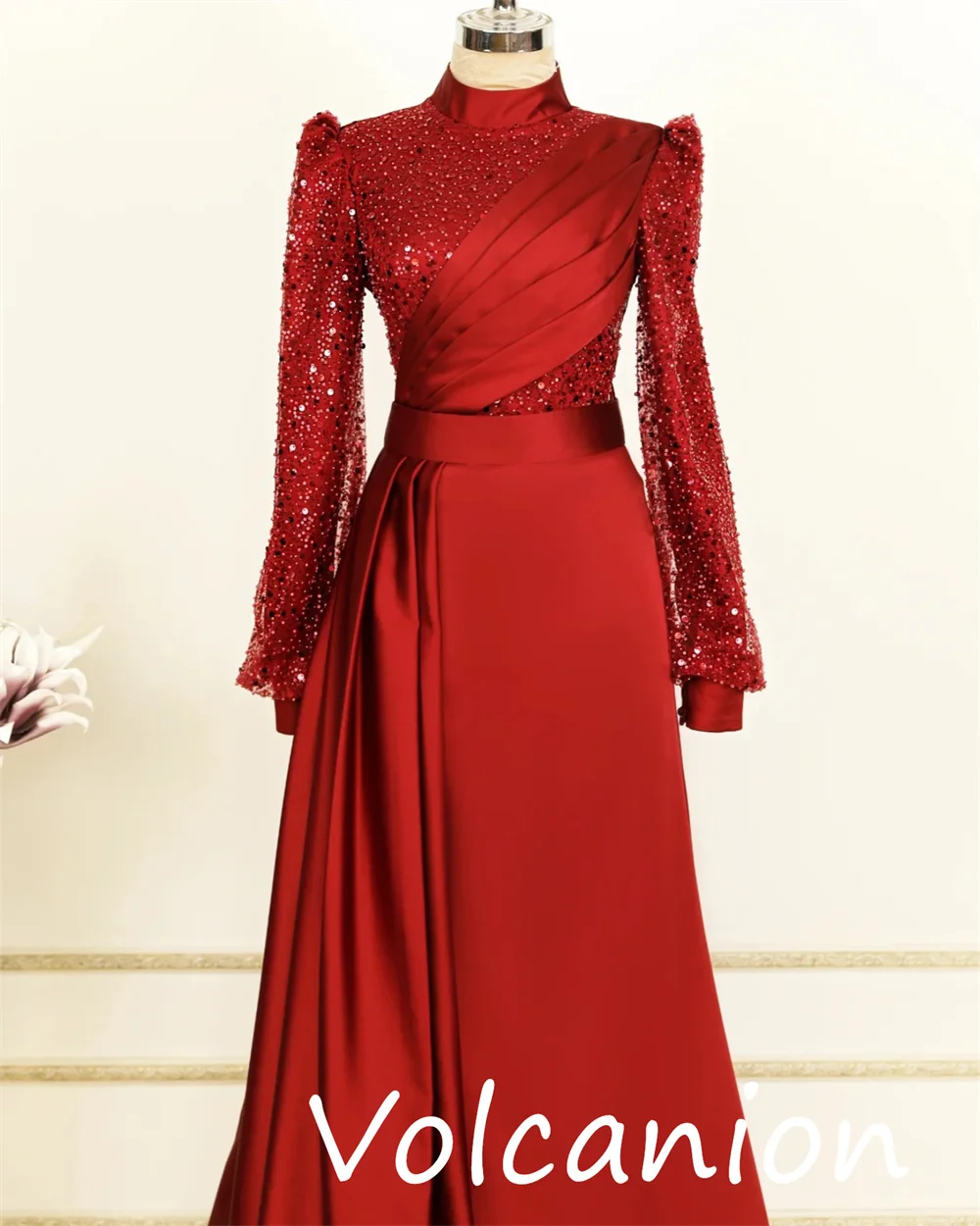 Taglie personalizzate disponibili Jersey con paillettes Piega A-line Collo alto Abiti lunghi Occasioni su misura Moda