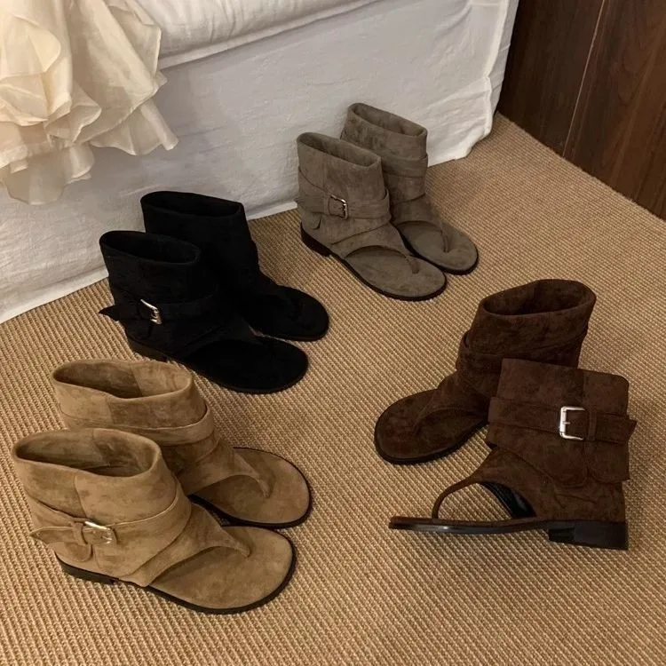 Clip Toe Flats Sandals Summer Fashion Trend Trouser 2026 Boots Casual Dress Street Style Shoes