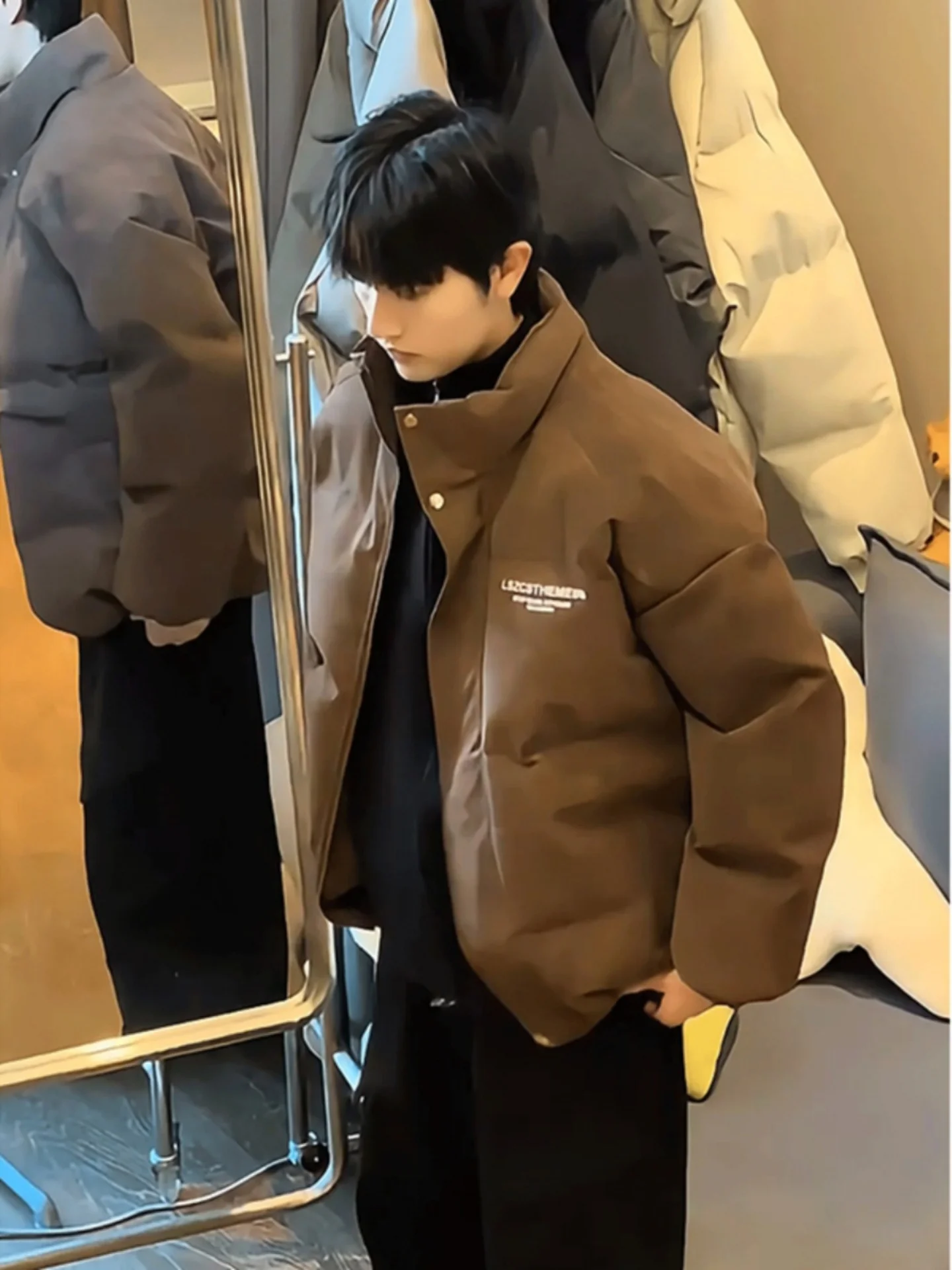 

Мужская зимняя утепленная куртка из искусственной кожи с воротником-стойкой, на хлопковом наполнителе, теплая, повседневная, свободного кроя, на молнии