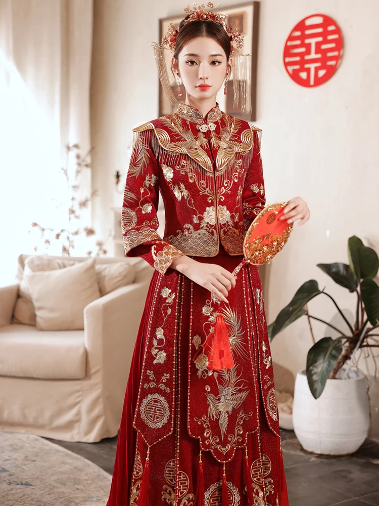 Chinese Traditional Wedding Retro Bridal Red Embroidery Bride's Banquet Gown Xiuhe Dress Cheongsam Hanfu + Matched Headwear