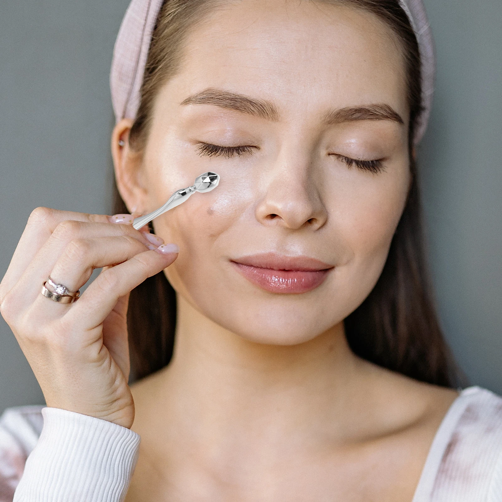 2 قطعة كريم عصا متفوقة سبائك الزنك المحمولة العملي العين مدلك ل كريم عين مرطب الأساس الوجه إمدادات التجميل