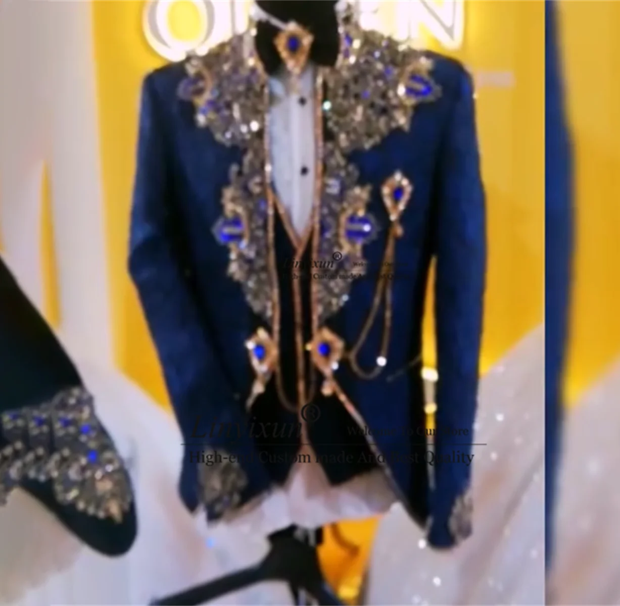 Progettato Two-Tone Diamond Beaded Crystals Men Suits Wedding Groom Tuxedo 3 pezzi set blazer da ballo maschile Slim trajes para hombre