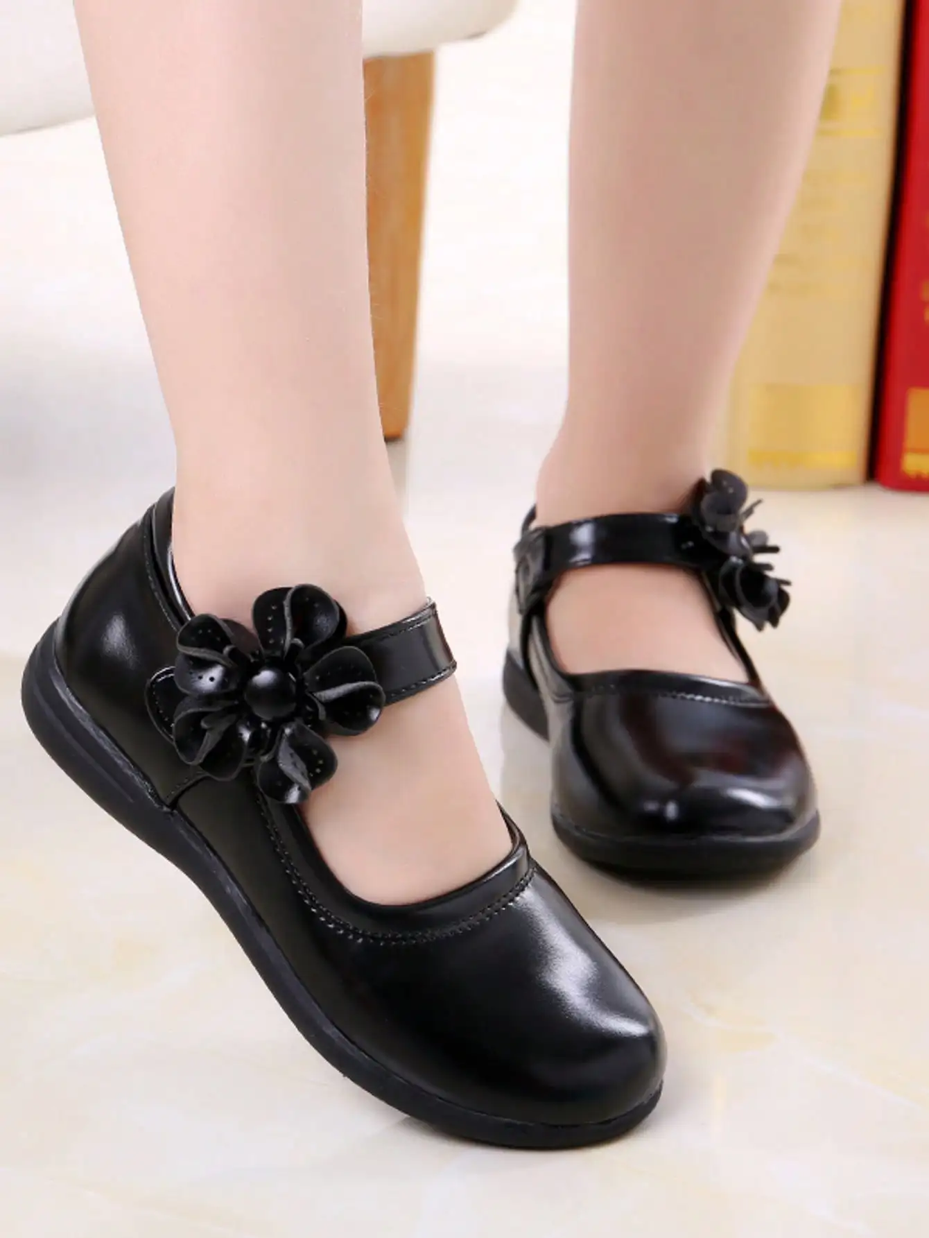 Children's Shoes, Girls' Shoes, Soft Sole Princess Shoes, 2026 Spring/Autumn New Fashion Style, Bow Knot Soft Sole Hook And Loop Single Leg Shoes, Black Infant And Primary School Performance Shoes sk25062029527555564