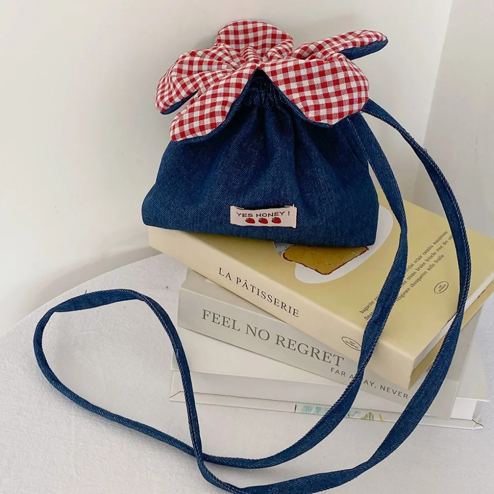 

Casual Bundle Pocket Flower Drawstring Bag Korean Style Plaid Flower Handbag Storage Bag Cloth Small Crossbody Bag Women