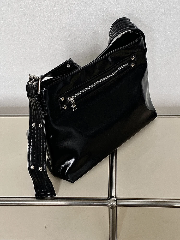 New Women's Bags Cl… - image