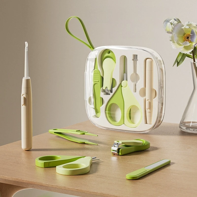 

Newborn Baby Nail Scissor Baby Nail Care Tool Kid Safe Portable Nail Clipper Trimmer Tweezer with Box Children Manicure Kit