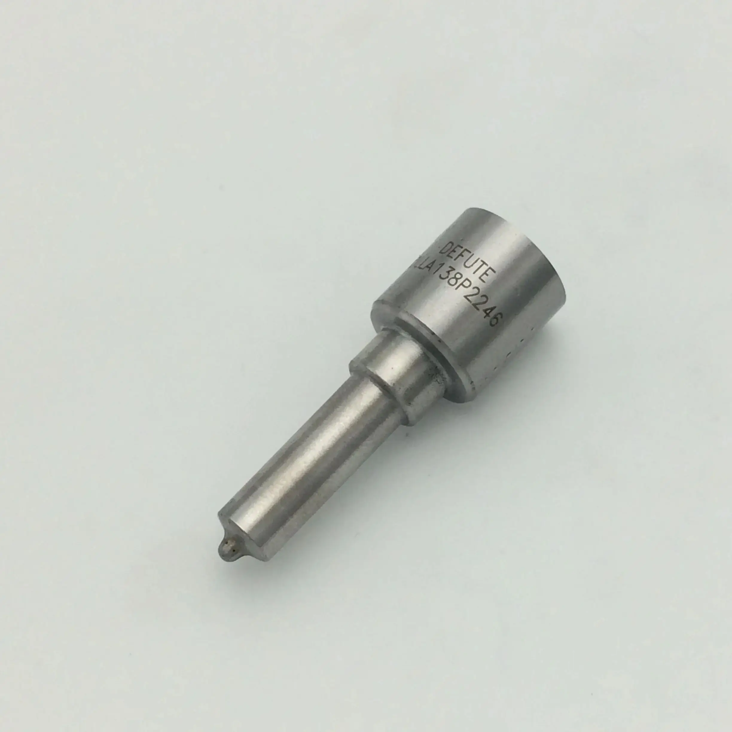

DLLA138P2246 DLLA150P2576 DLLA148P2317 DLLA152P2352 DLLA149P2614 Common rail nozzle Injector