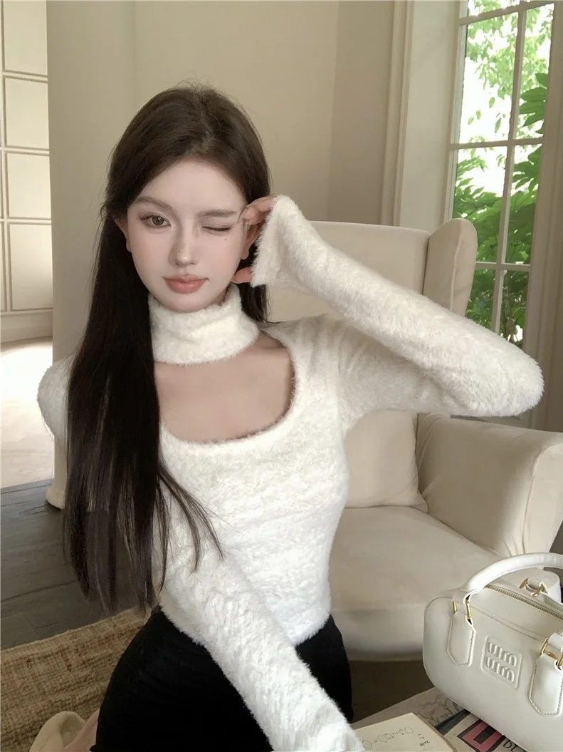 Czysta Pożądanie Seksowna Dziewczyna Golf Dzianinowy Podkoszulek Damski Jesienno-Zimowy Z Futrzanym Wykończeniem Kwadratowy Dekolt Top Bielizna Wewnętrzna Wisząca Na Szyi...