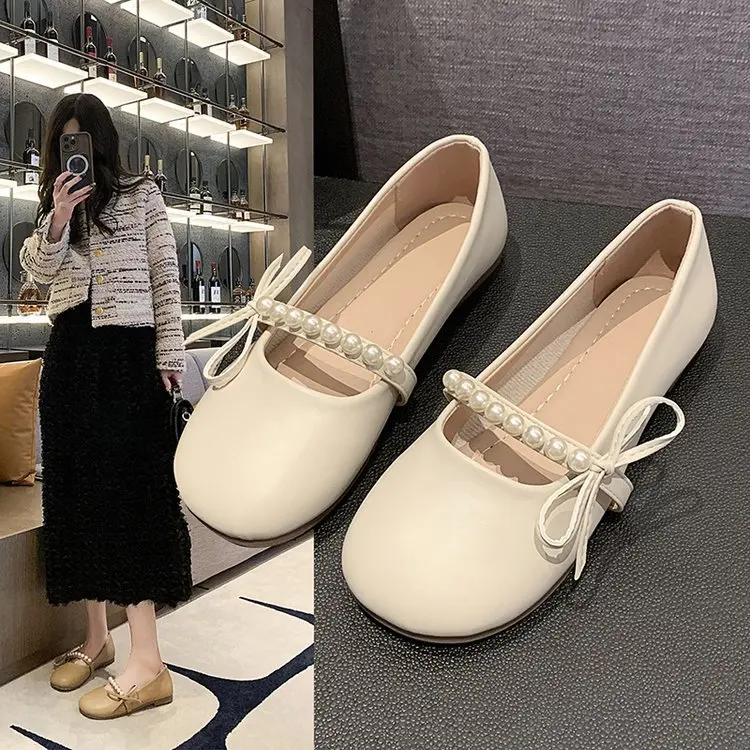 Sepatu wanita flat ujung bulat busur simpul dangkal mulut lembut kasual wanita Sneakers gaun nyaman kupu-kupu Moccasin musim panas baru P