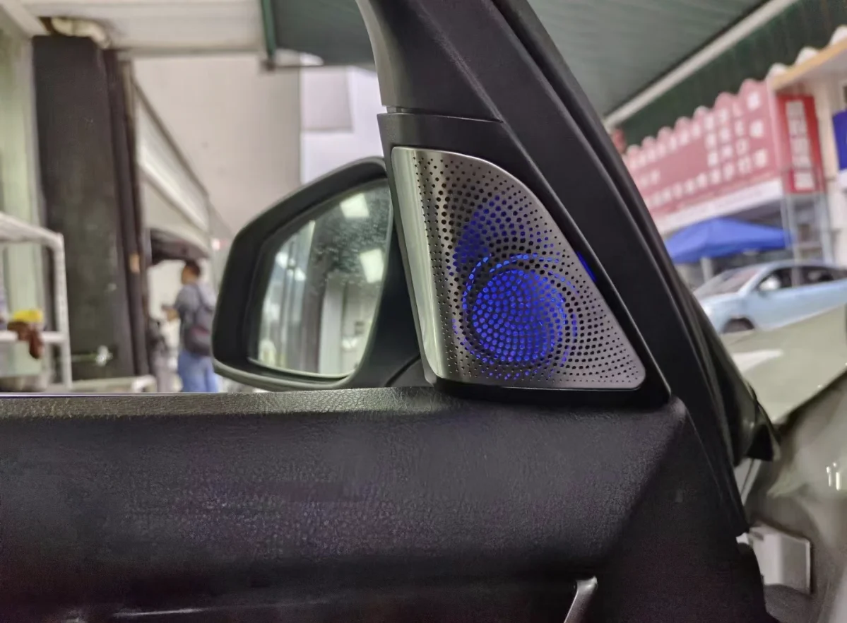 Für BMW 5er Serie 2010-2017 F10 F18 LED Ambientebeleuchtung Lautsprecher A-Säulen Leuchtende Hochtöner-Abdeckung Vordertür-Horn Installationskit