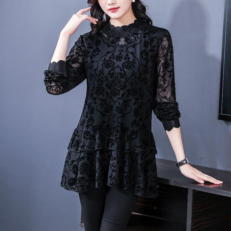 Women Autumn Winter Lace Blouses Shirts Lady Casual Long Sleeve O-Neck Lace Patchwork Blusas Tops MM1489