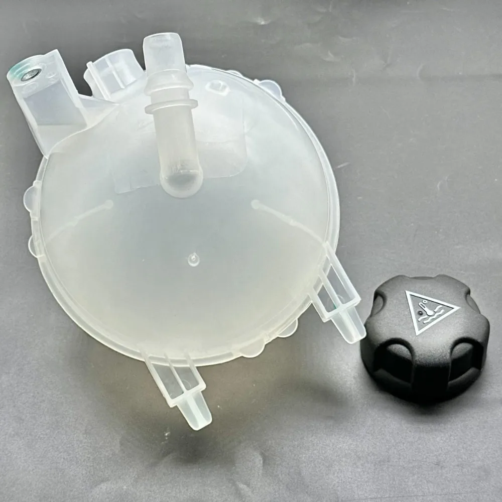 

For PEUGEOT 3008 1.6T 2.0 High/low Configuration Adaptation 4cl1.6T Auxiliary Antifreeze Kettle Expansion Water Tank 1pcs