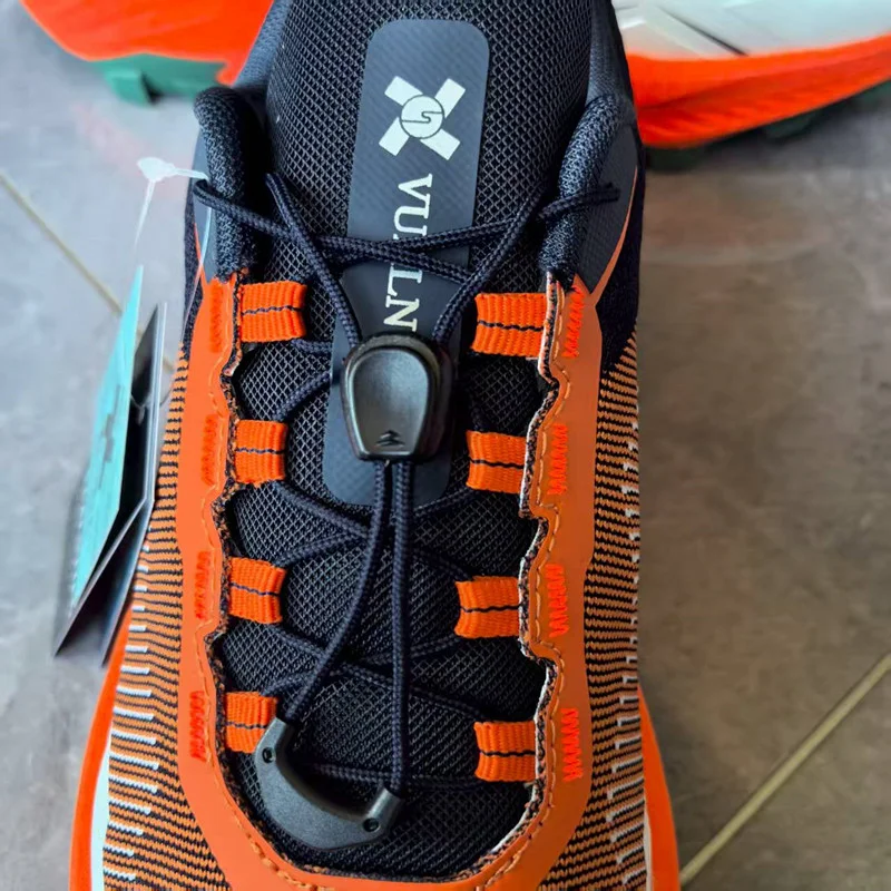 

Пара уличных походных кожаных мужских и женских кроссовок с цветными блоками, дорожные повседневные многофункциональные кроссовки на толстой подошве