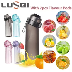 LUSQI 공기 향이 나는 물병 7 맛 링 스포츠 패션 세로 트리탄 플라스틱 컵 야외 스포츠 피트니스에 적합합니다. 12 최고의 판매 향이 생수 -17