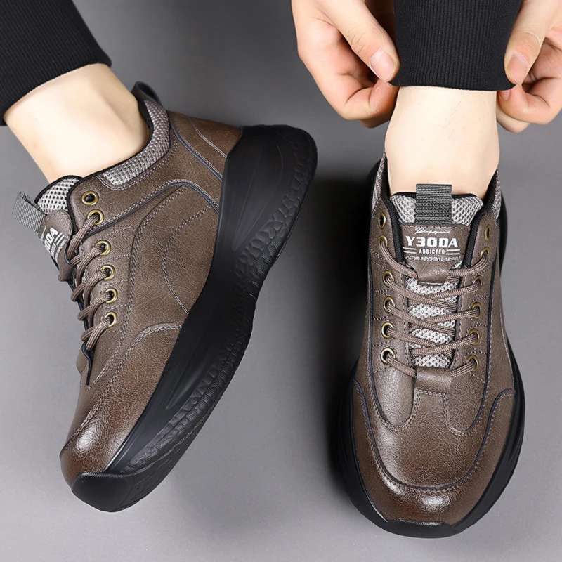 

Men's Black Anti slip Series Fashionable and Popular Thick soled Sports Leather Shoes Comfortable and Innovative Casual Shoes