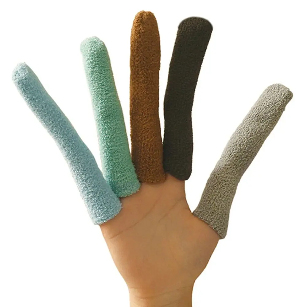 

Набор из 4 универсальных накладок на ножки мебели: вязаные чехлы для защиты от шума, эластичные, нескользящие, для стульев и столов