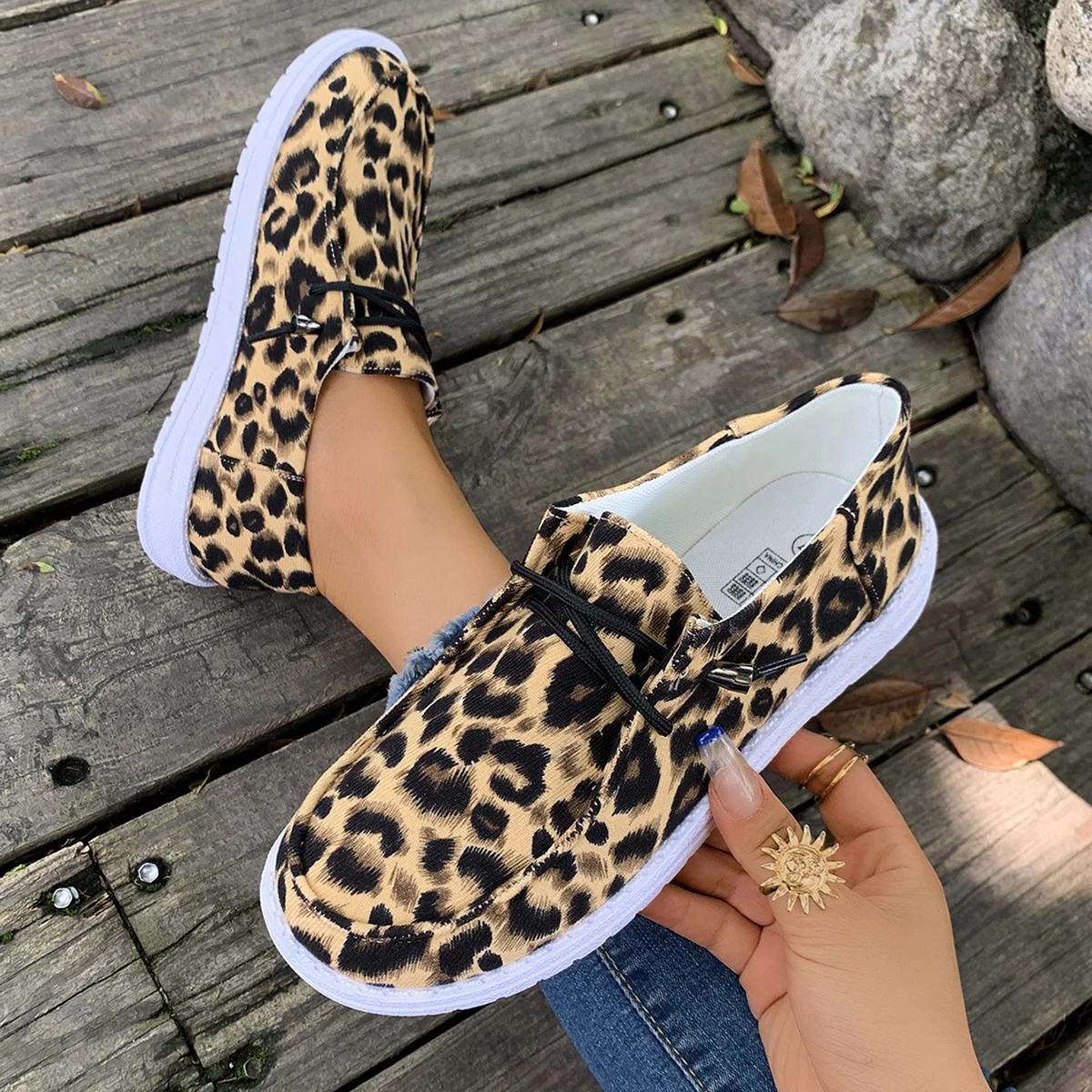 Women Shoes Slip-on Flats Fashion Leopard Print Loafers 2025 New Casual Hot Sale Butterfly-knot Light Flat Low Heels Shoes