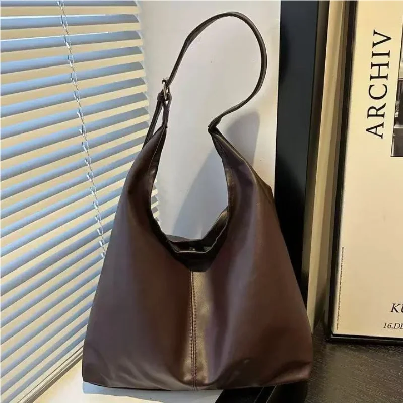 

Large Capacity Leather Shoulder Bag New Fashion Versatile Underarm Texture Simple Solid Color Tote Women's Bag