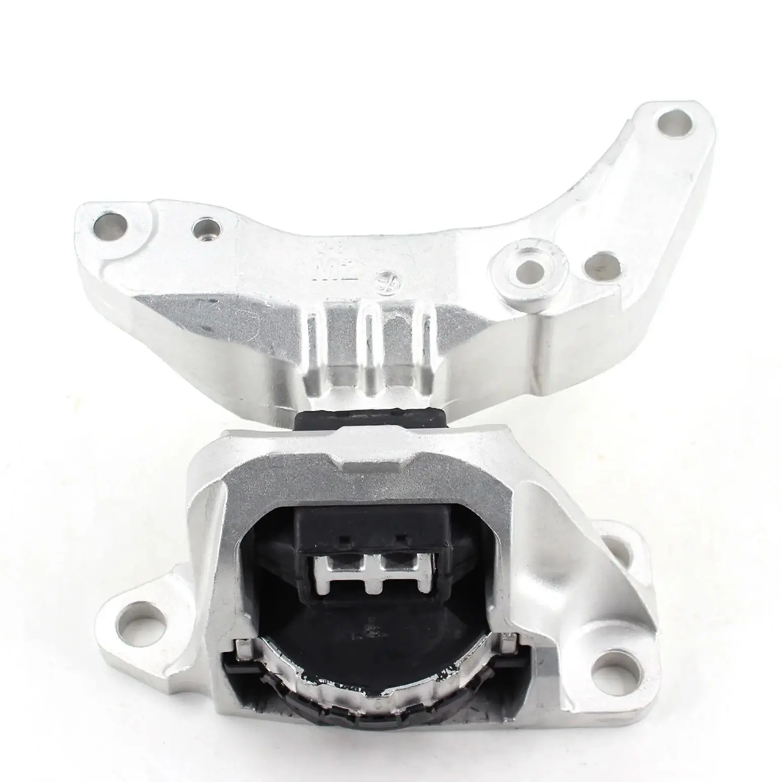 

GOLDEN WOLF Engine bracket right Nissan Kicks(P15Z)2017- 1.5L 6CVT