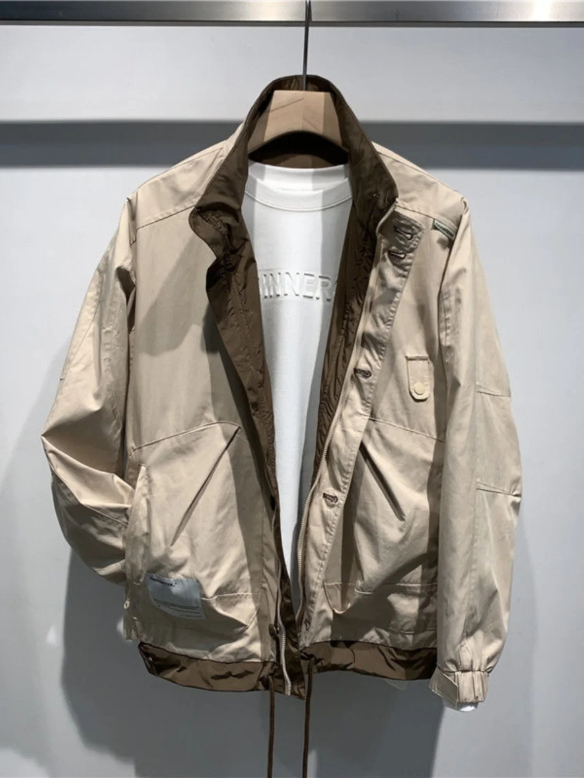 

Модная мужская куртка с воротником-стойкой, осень 2024, повседневная рабочая одежда, верхняя одежда для молодежи, приталенный крой, длинный рукав, застежка-молния