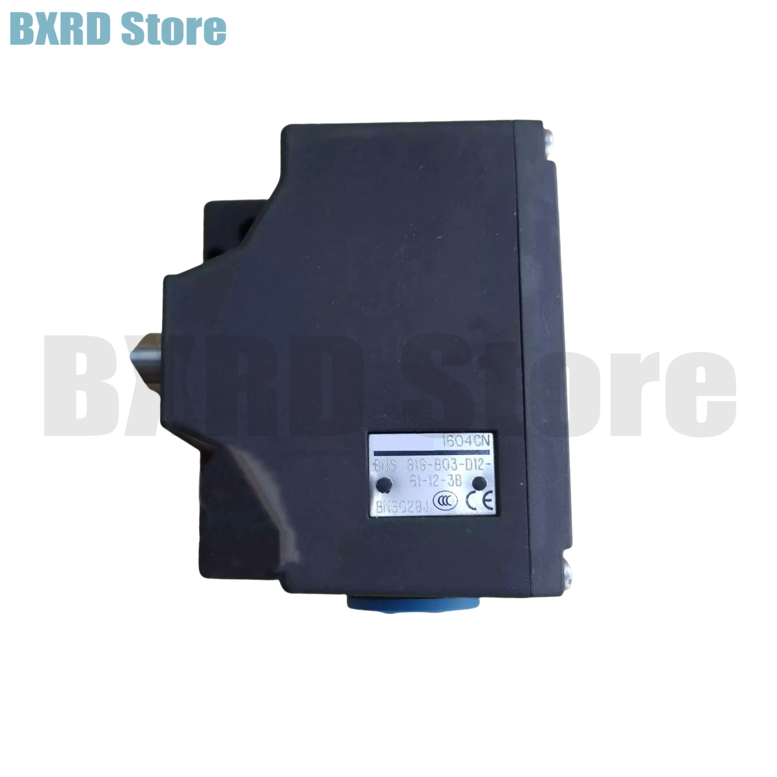 New Original Travel switch BNS028J BNS 819-B03-D12-61-12-3B waterproof machine limit switch