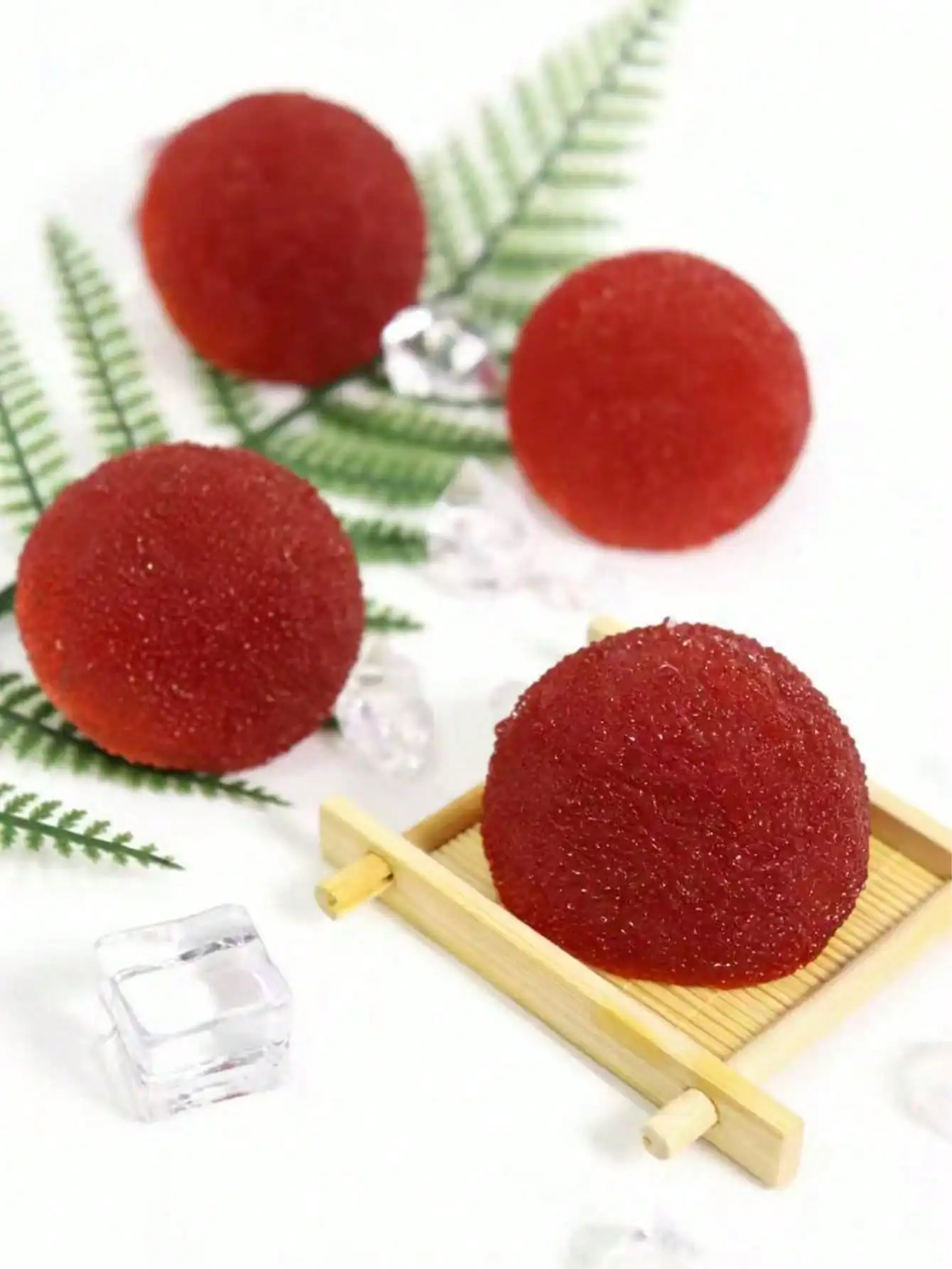 1 Stück Litschi-förmiges Squishy-Spielzeug, Weiches Stressabbau-Quetschspielzeug für Büro und Heimdekoration, Fidget-Spielzeug zur Angstlinderung