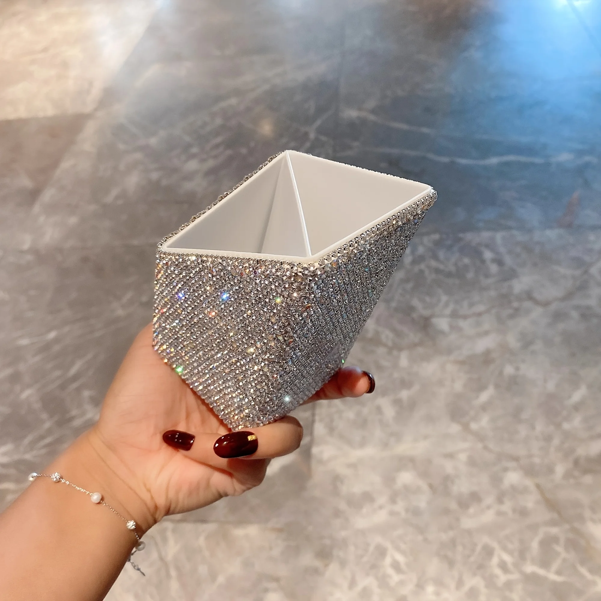 Luxurious Square Pen Holder wi - Luxury Skincare Containers recension och pris