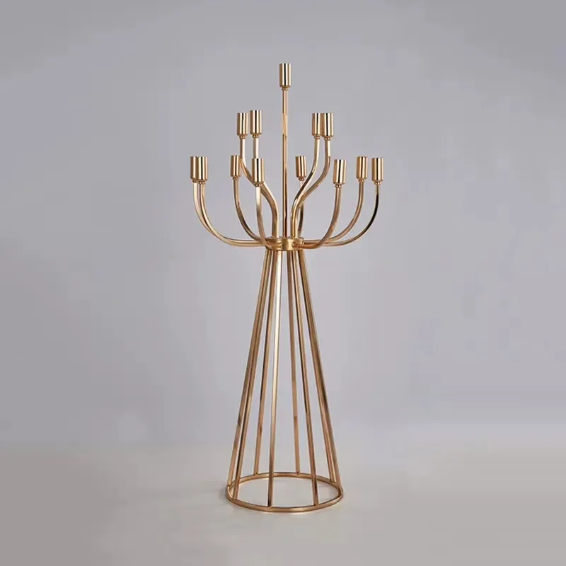Luxury Iron Candlestick Holder for Wedding Valentine's Day Table Decoration Family Party Ornament