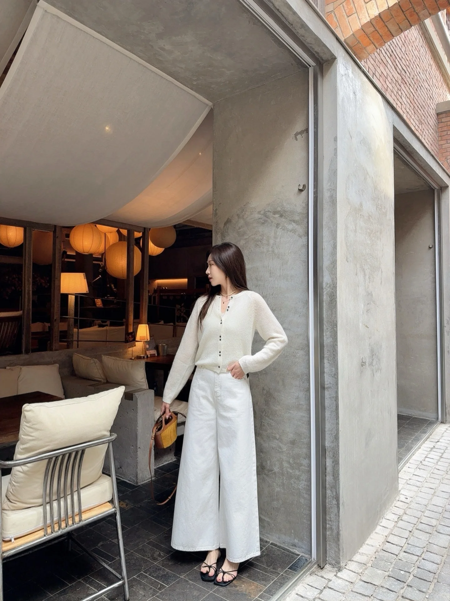 

Rare Old Money Feel Wide Leg White Denim Jeans Women's Spring 2026 Long Pants with Belt High Waist Cotton Medium Elasticity