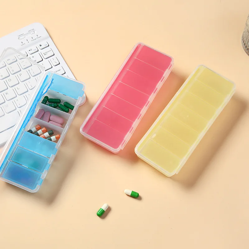 1Pcs Multicolor Travel must seal kit portable travel for seven days drug storage box packing box for a week pills case