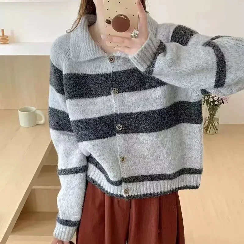 

Loose Fashionable Open Cardigan Top Polyester Ice Silk Regular Sleeve Princess Women's Stripe Polo Collar Knitted Sweater Soft