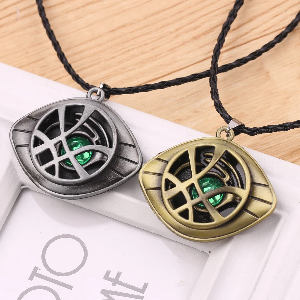 Marvel Superhero Movie Doctor Strange Metal Pendant Necklace Eye Of Agamotto Model Charm Personality Rope Neck Chain Jewelry