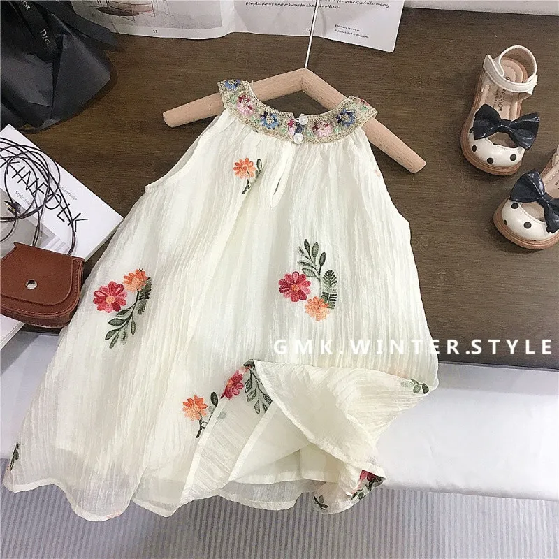 

Girls' Summer Korean Embroidered Sleeveless Dress New Style Children's Hanging Neck Flower Beach Vest Dress