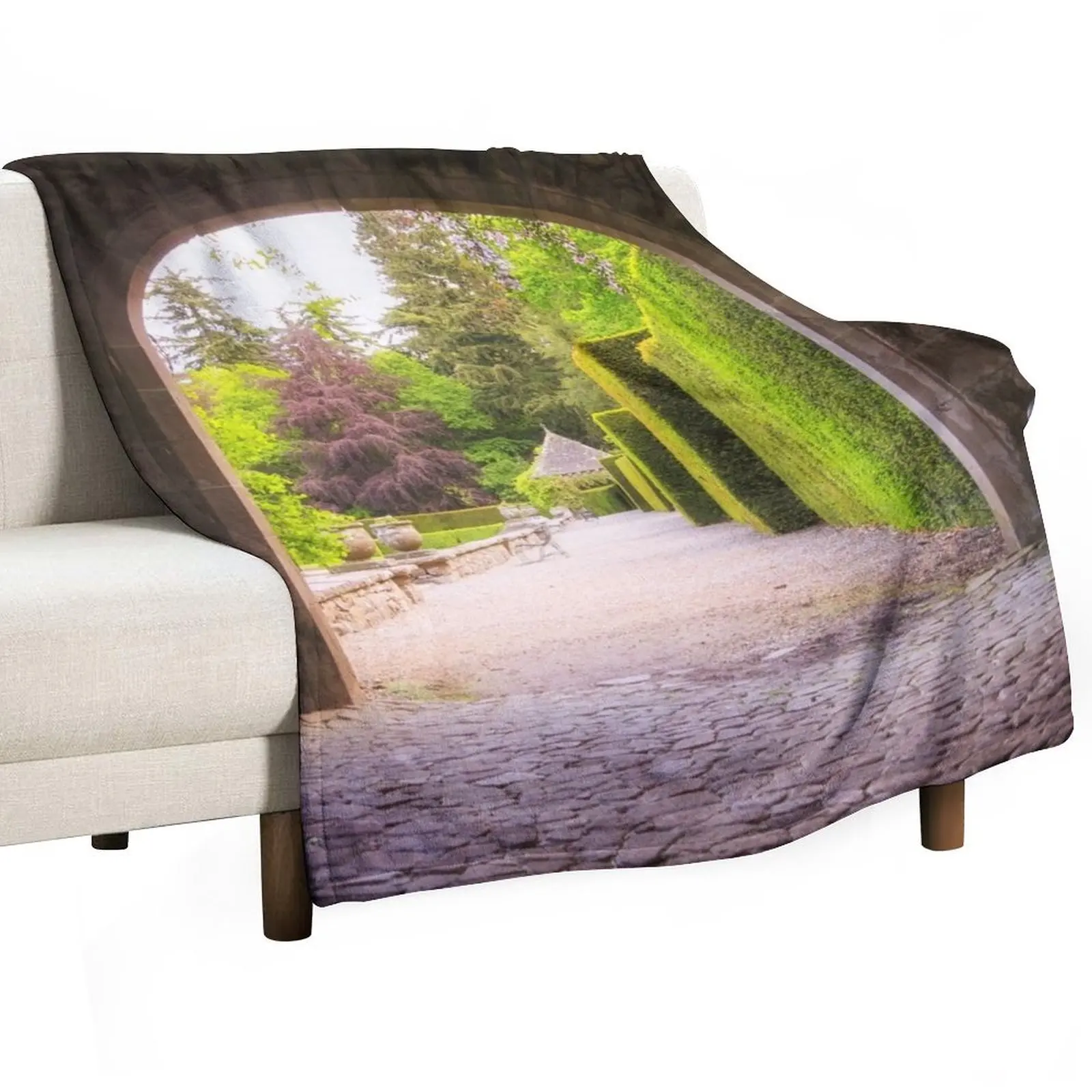 Italian Garden Entrance, Glamis Castle, Scotland Throw Blanket Sofa cosplay anime Bed linens Moving Blankets